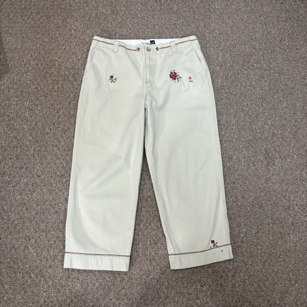 VTG Gap Embroidered Floral Khaki Capris Pants Size 10 Cottagecore Coquette Y2K